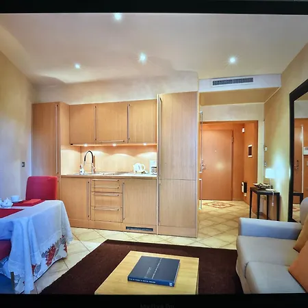 Cernobbio Lake Suites * 切尔诺比奥