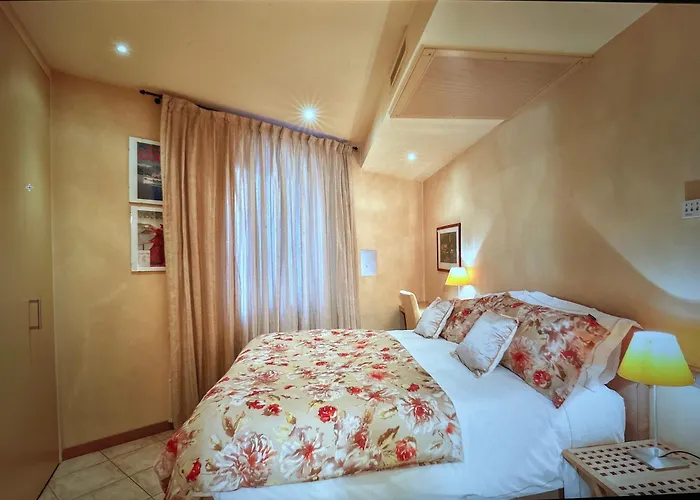 Cernobbio Lake Suites تْشيرنوبيو